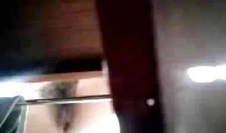 دوستان سفت و داستان های سکسی تصویری جدید سخت یک سبزه زیبا را در بیدمشک تراشیده شده با هم لعنتی