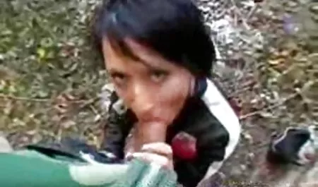 ورزش سایت های سکس جدید های جذاب جذاب با یک ماساژور روی یک نیمکت