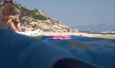 شوهر همسر فيلم سكس گلشيفته فراهانى خود را با استفاده از اسباب بازی های جنسی و دیک خود همسر مبتلا به سرطان مقعد می کند
